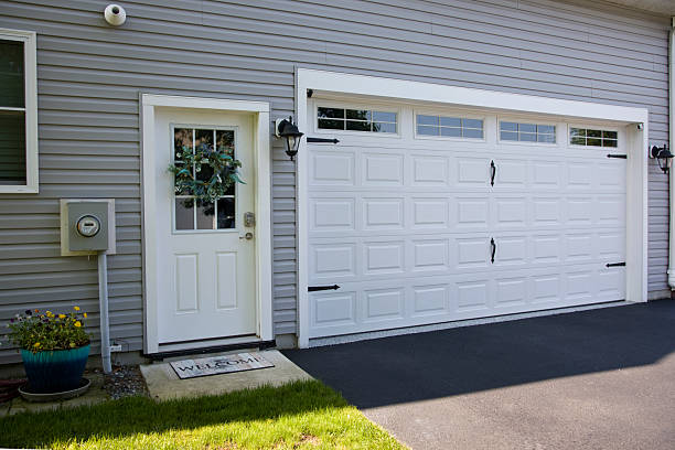 24/7 Emergency Garage Door Panel Replacement experts in Eden, NC